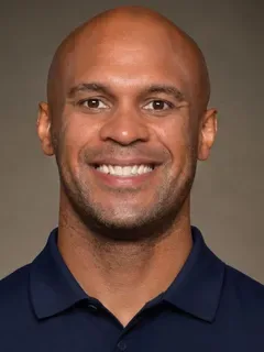 D'Anton Lynn headshot