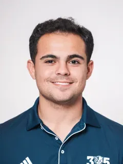 Solomon Perez headshot