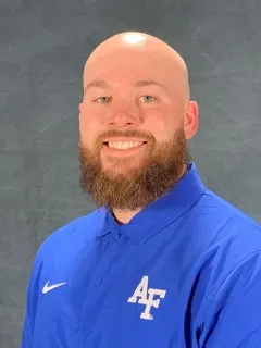Clay Lavigne headshot