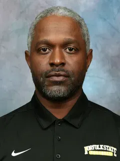 Marcus Gildersleeve headshot