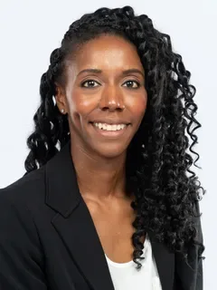 Shay Taylor headshot