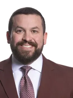 Louis Duran headshot
