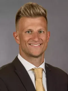 Cody Worley headshot