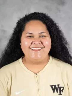 Olivia Vea headshot