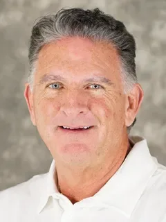 Angus McClure headshot