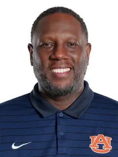 Larry Scott headshot