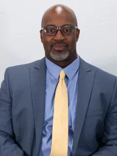 Apollo Wright headshot