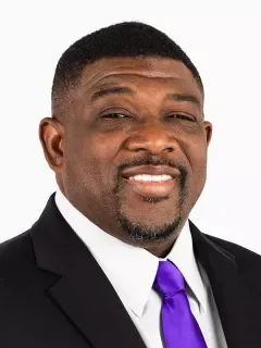 Thad Ward headshot
