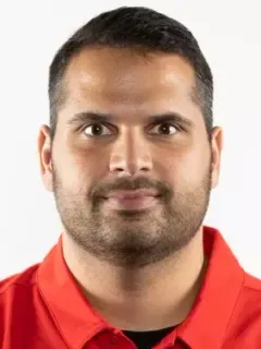 Eman Naghavi headshot