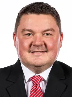 Pat Stewart headshot