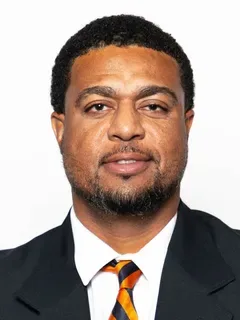 ShaDon Brown headshot