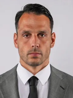 Andrew Gachkar headshot