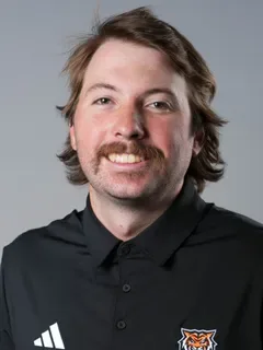 Matthew Winter headshot