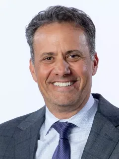 Jedd Fisch headshot