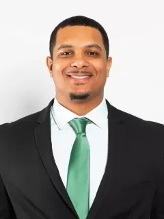 Adam McGuire headshot
