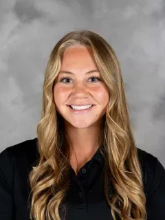 Maggie Mullen headshot