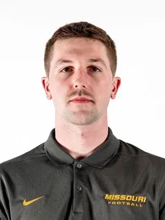 Liam Gray headshot
