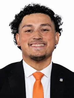 Sam Salinas headshot