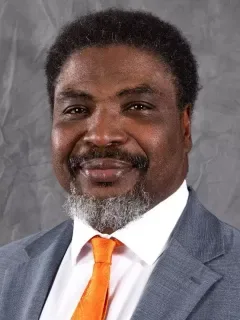 Clyde Simmons headshot