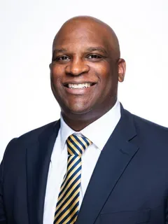 Sam Daniels headshot