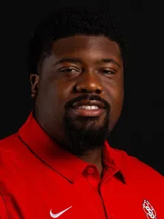 Moe Evans headshot