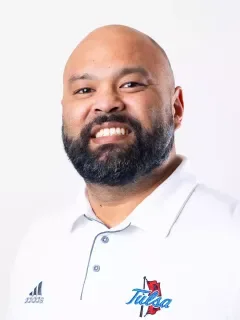 Dominique Davenport headshot