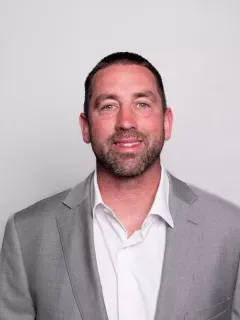 Robby Discher headshot