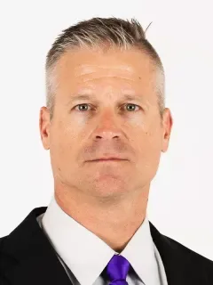 Nick Toth headshot