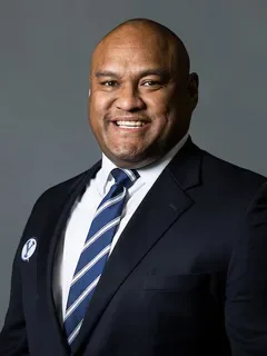 Sione Po'uha headshot