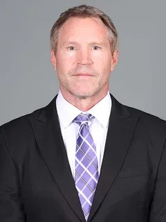 Clint Bowen headshot