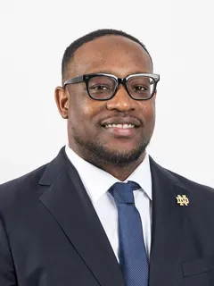 Aaron Henry headshot