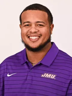 Taylor Powell headshot