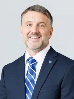 Jon Ross headshot