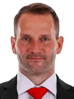 Luke Paschall headshot