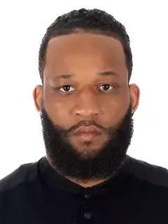 Pete Robertson headshot