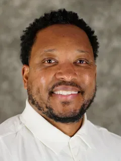 Milo Austin headshot