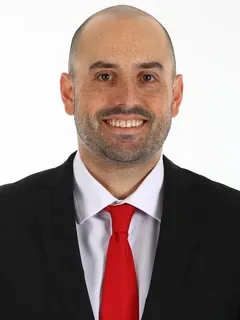 David Flores headshot