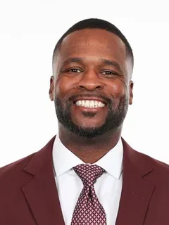 Travis Williams headshot