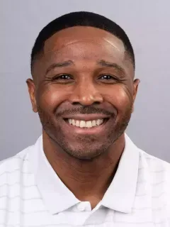 Jeremy Cole headshot