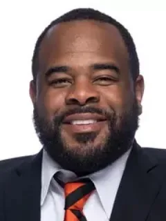 Ray Pickering headshot