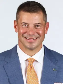 Jon Sumrall headshot