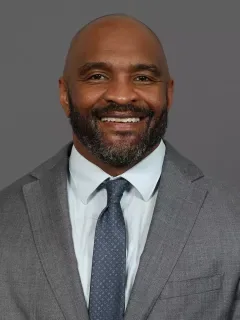 Chris Foster headshot