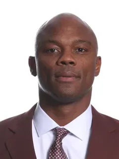 Holmon Wiggins headshot