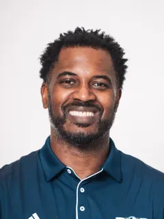 Willie Simmons headshot