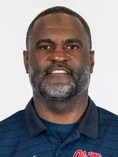 Marcus Woodson headshot