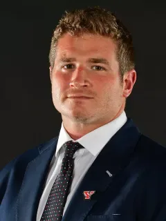 Austen Bujnoch headshot