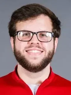 Zach Fremder headshot