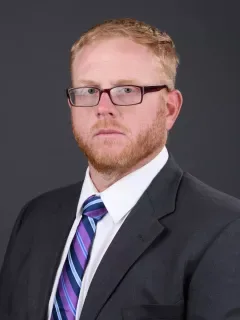Roy Tesh headshot