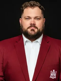 Spencer Region headshot