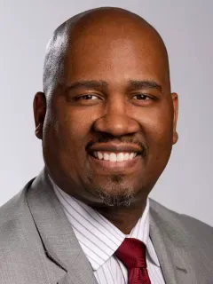 Todd Bates headshot